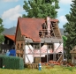 Preview: Busch 1667 Verfallenes Fachwerkhaus - Bild 1