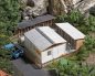 Preview: Busch 1671 Tierheim H0 - Bild 1