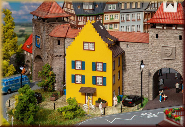 Faller 130709 Reihenendhaus Kleinstadt - Bild