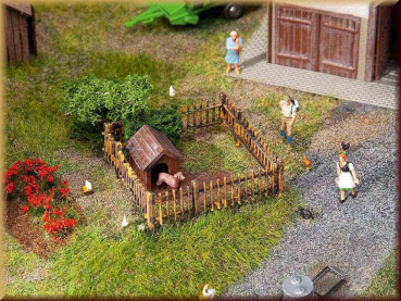 Faller 180599 Hundehütte mit Servoantrieb - Bild