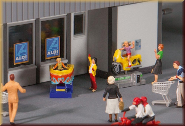 Faller 180608 Schaukelautomaten Kiddie Ride - Bild