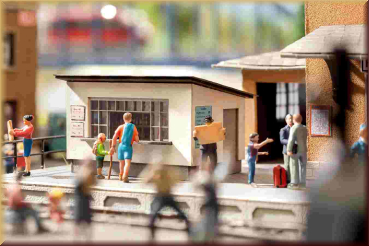 Noch 14310 HO L-C Bahnsteigkiosk - Bild