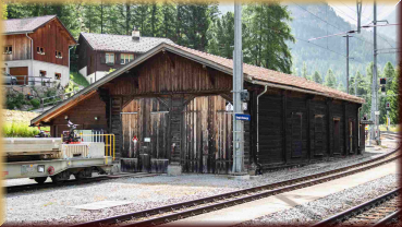 Noch 63025 N Lokschuppen  Bergün - Bild 2