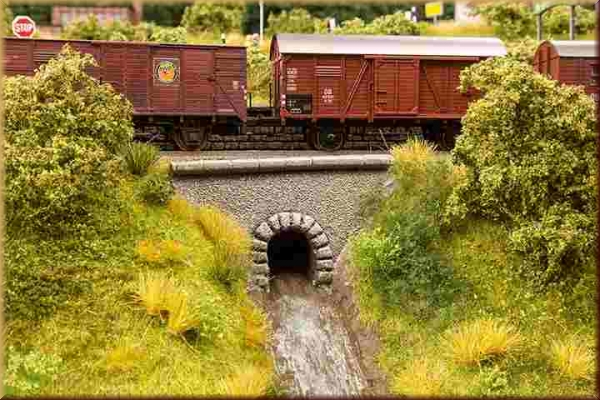 Noch 58296 H0 Wasserdurchlass  Tunnel - Bild