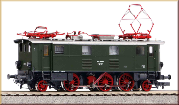Piko 51410 E-Lok BR E 32 DB III + DSS PluX22 - Bild
